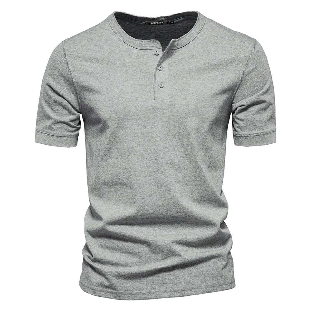 Men's T-shirt with round neck and short sleeves Men's T-shirt with round neck and short sleeves